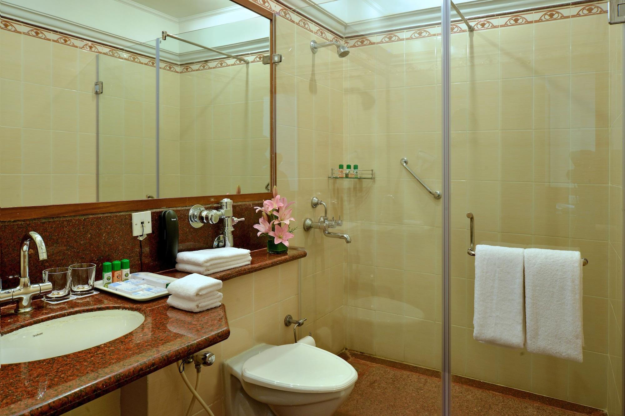 Hotel J P Cordial à Bangalore Extérieur photo
