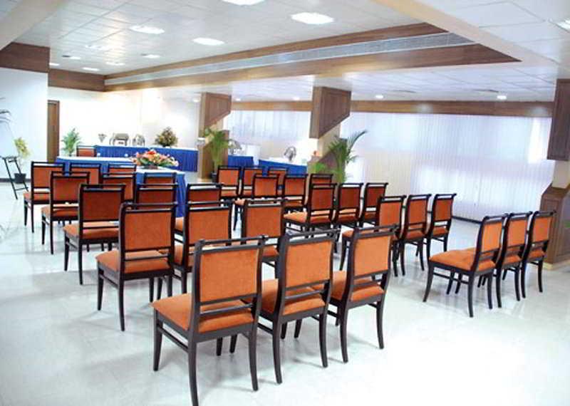 Hotel J P Cordial à Bangalore Extérieur photo