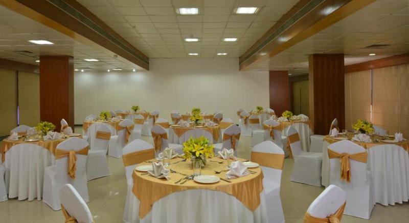 Hotel J P Cordial à Bangalore Extérieur photo
