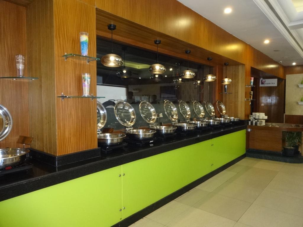 Hotel J P Cordial à Bangalore Extérieur photo