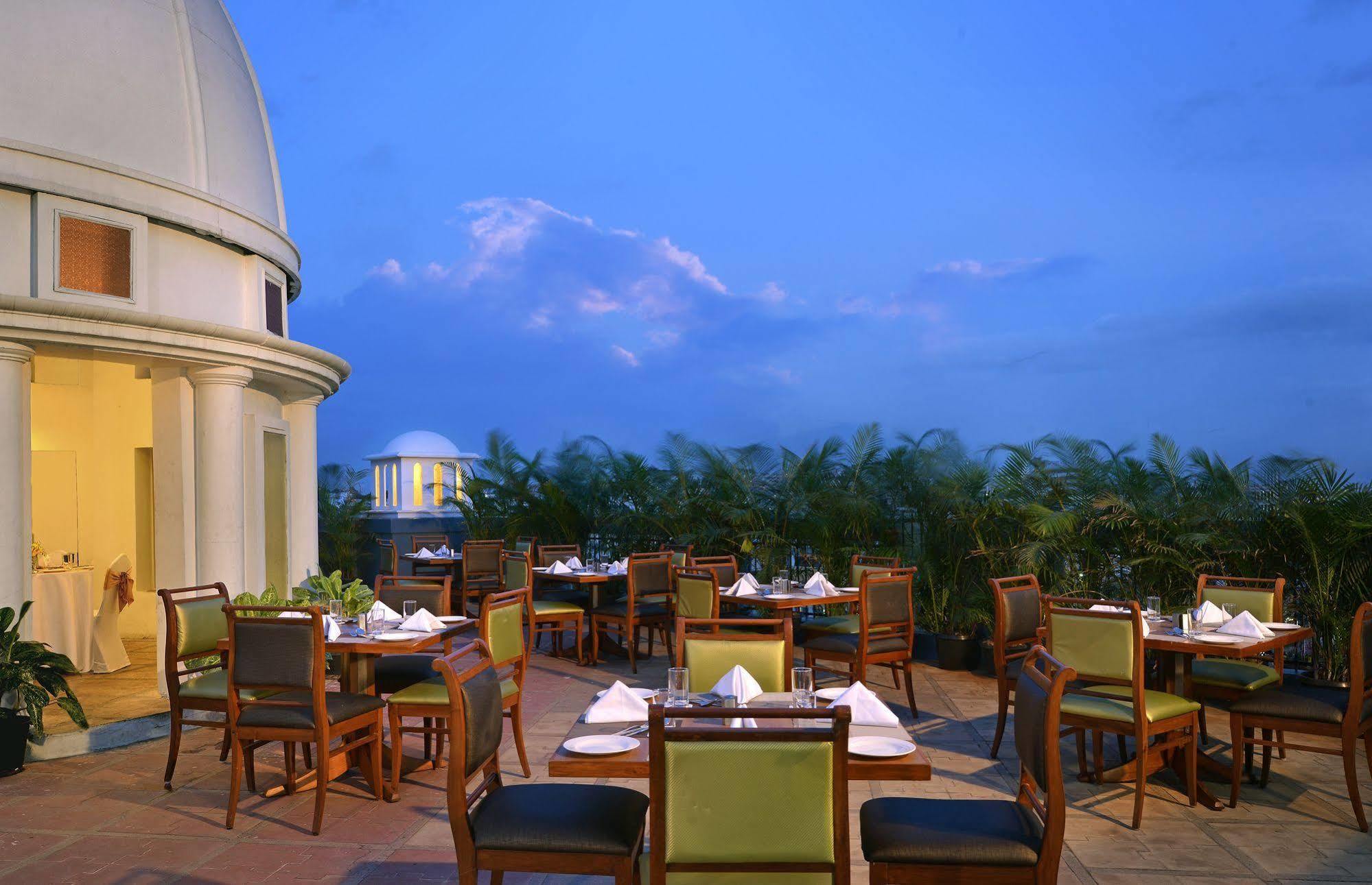 Hotel J P Cordial à Bangalore Extérieur photo